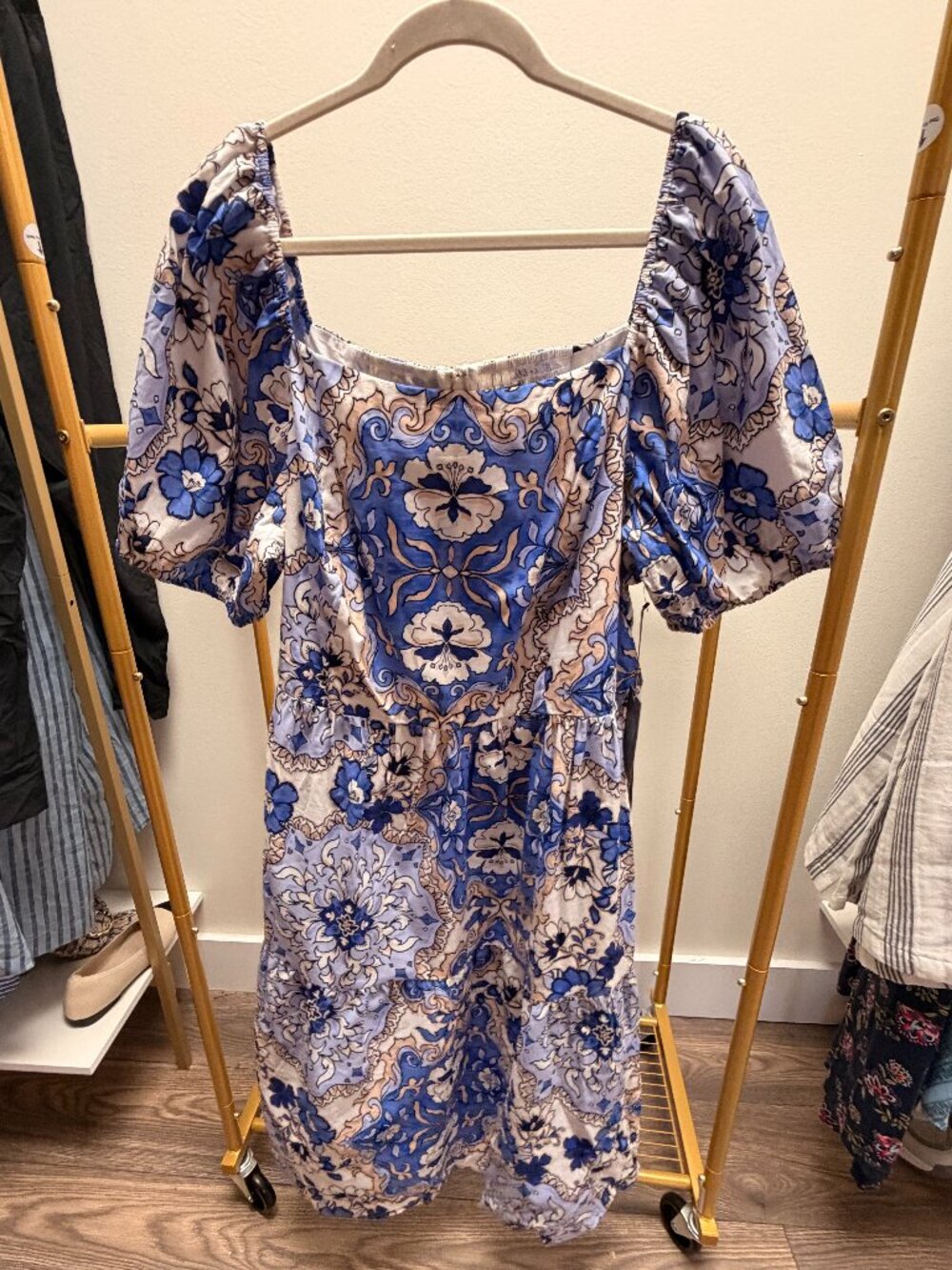Vince Camuto Square Neck Midi Dress - Picture 2 of 3